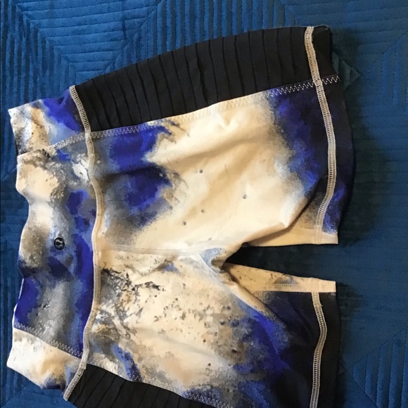 Lululemon Breath of Fire Short - Picture 3 of 4